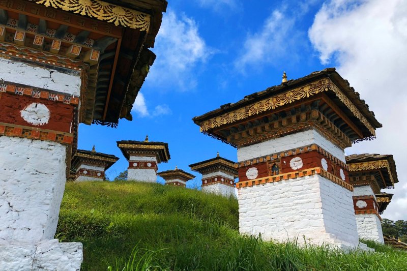 Bután: santuario de chortens en Dochula Pass a 3.100 metros