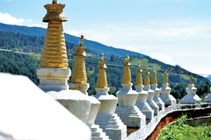 Bután: la estupa budista de Kurjey Lhakhang en Bumthang