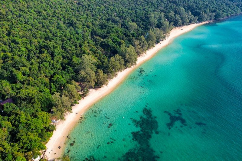 Camboya: aguas cristalinas y selva tropical en Koh Rong