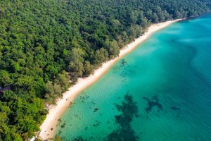 Camboya: aguas cristalinas y selva tropical en Koh Rong
