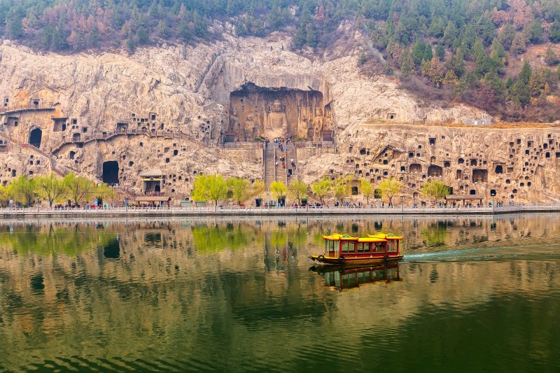China: Grutas de Longmen patrimonio de la UNESCO