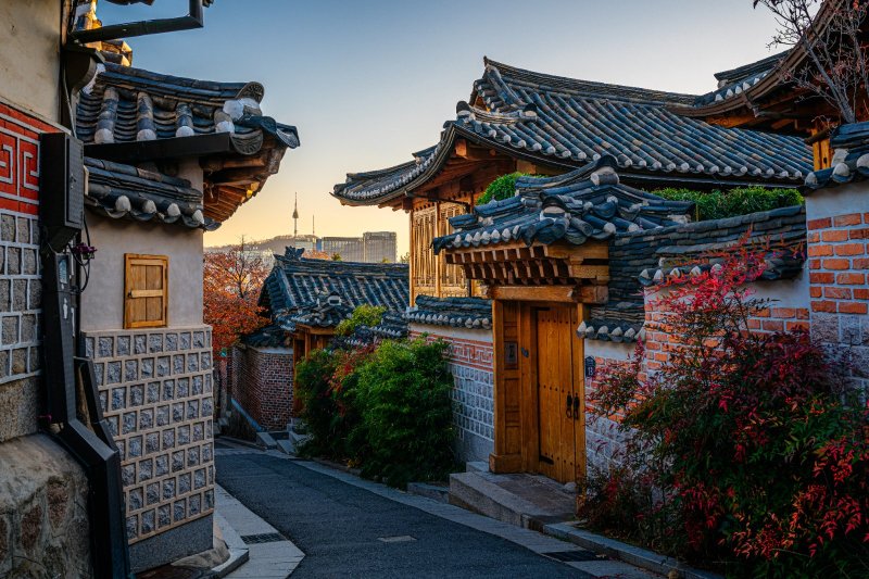 Corea del Sur: calles tranquilas de Bukchon Hanok Village en Seúl
