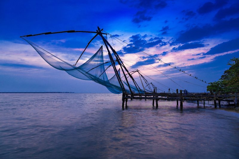 India: redes de pesca chinas en Fort Kochi, Kerala