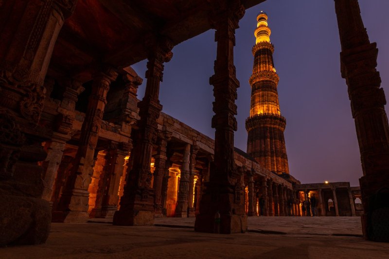 India: Qutub Minar, el alminar Patrimonio de la Humanidad en Nueva Delhi