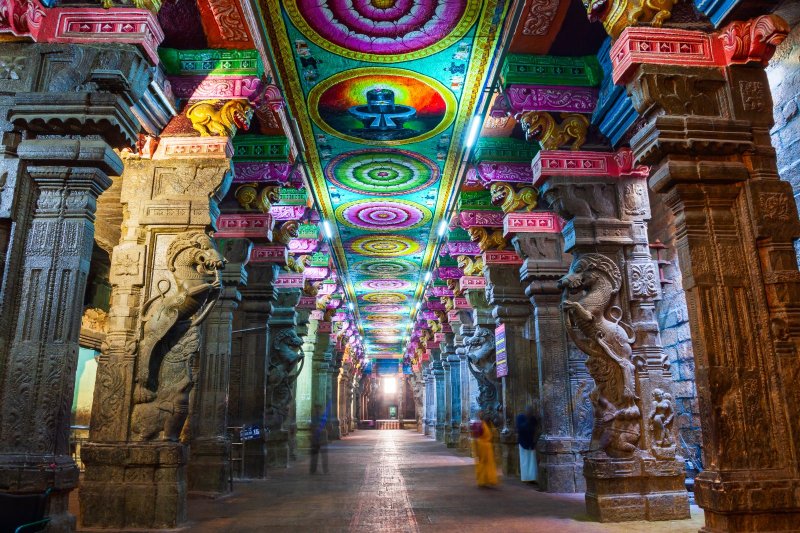 India: sala de las Mil Columnas del templo Meenakshi en Madurai