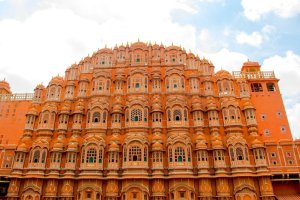 India: Hawa Mahal, el Palacio de los Vientos en Jaipur, Rajastán