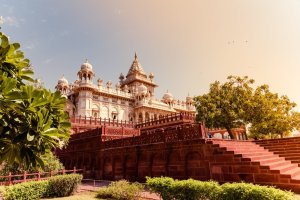 India: Jaswant Thada, mausoleo de mármol de la familia real de Marwar en Jodhpur