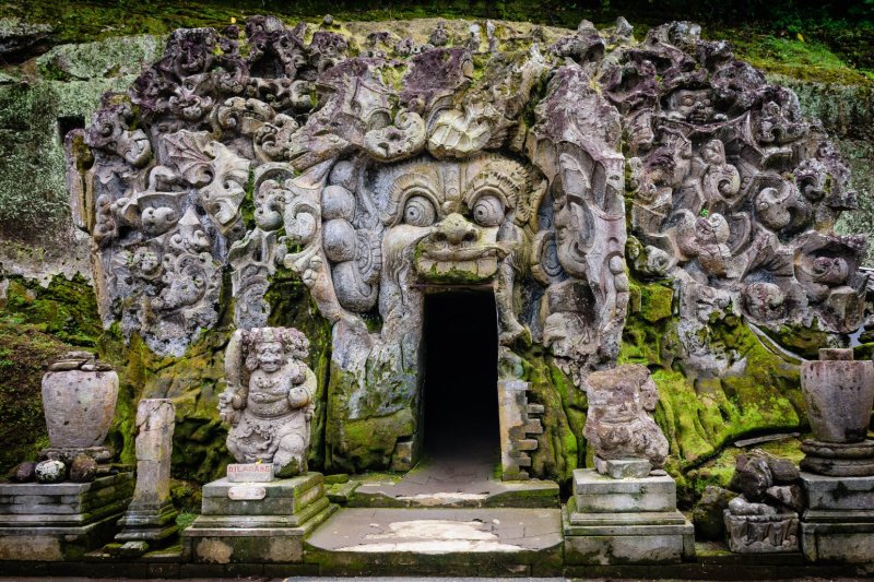Indonesia: la misteriosa entrada de la Cueva del Elefante de Bali