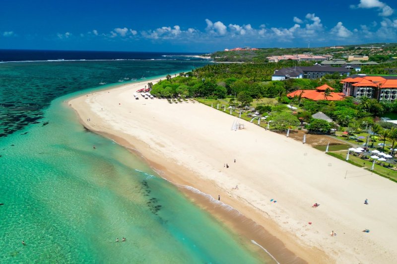 Indonesia: vista aérea de la playa de Nusa Dua en Bali