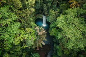 Indonesia: la cascada Tibumana escondida entre la exuberante selva de Bali