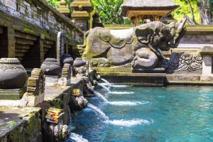 Indonesia: Pura Tirta Empul y sus manantiales sagrados