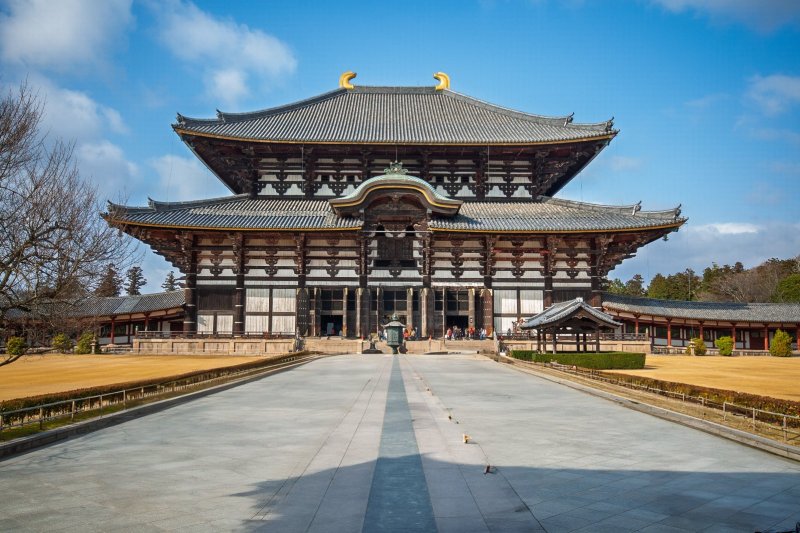 Japón: la imponente fachada del templo Todai-ji en Nara