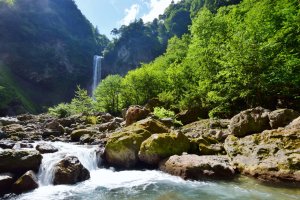 Japón: la cascada Hirayu Otaki en Okuhida