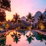 Vang Vieng_Hotel Riverside