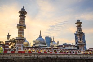 Malasia: mezquita Masjid Jamek en Kuala Lumpur