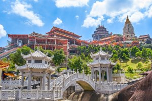 Malasia: templo Kek Lok Si en Georgetown, isla de Penang