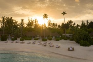 Maldivas: puesta de sol en Sun Siyam Olhuveli