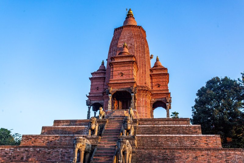 Nepal: templo Shilu Mahadev en la plaza Durbar de Bhaktapur
