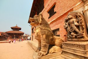 Nepal: la plaza Durbar de Bhaktapur en el valle de Katmandú