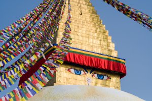 Nepal: la majestuosa estupa de Boudhanath, icono del budismo tibetano