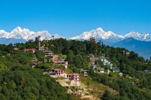Nepal: pueblo de montaña en Nagarkot con vistas al Himalaya