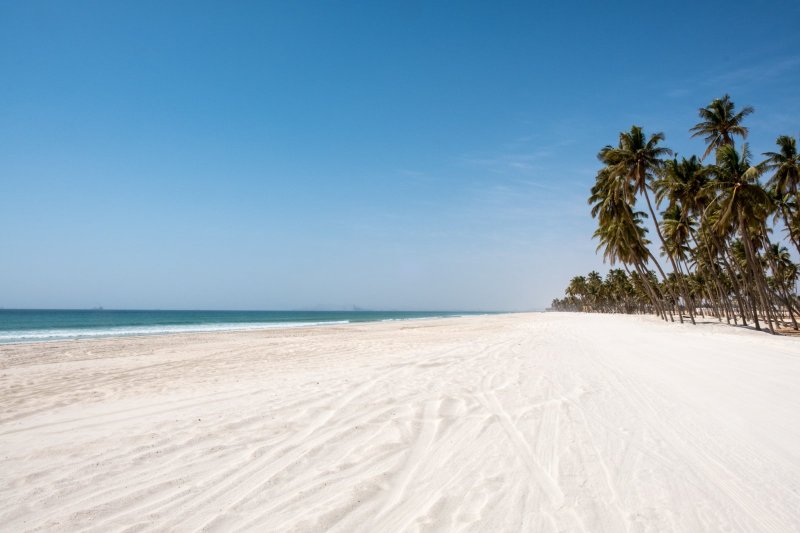 Omán: playa de Salalah en la costa del sultanato