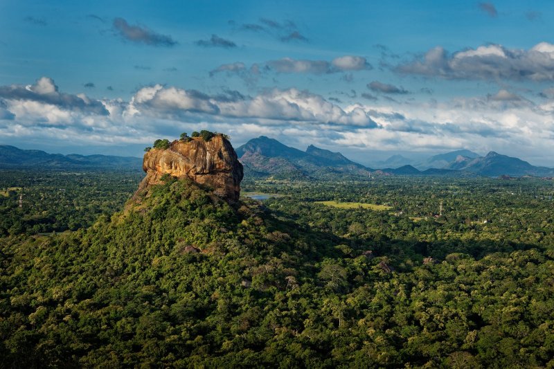 Sri Lanka: panorámica de la Roca del León de Sigiriya