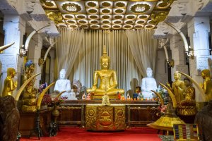 Sri Lanka: Sri Dalada Maligawa, el Templo del Diente de Buda en Kandy