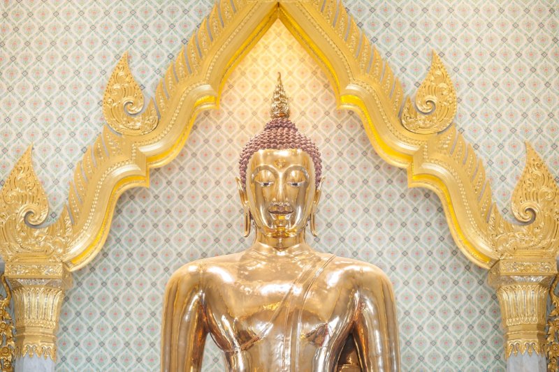 Tailandia: el Buda de oro macizo del templo Wat Traimit en Bangkok