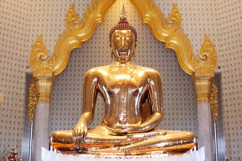 Tailandia: el Buda de Oro de 5,5 toneladas en Wat Traimit, Chinatown de Bangkok
