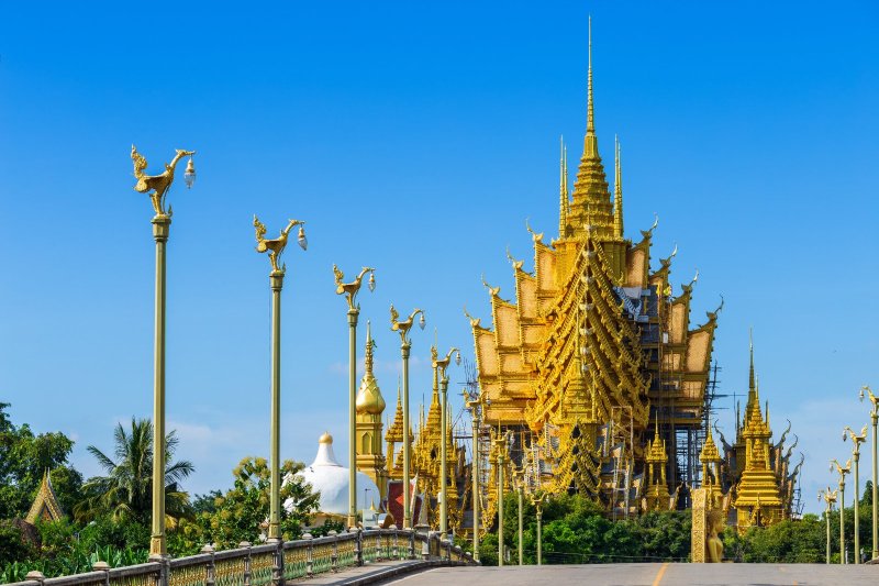Tailandia: el templo Wat Chan West en Phitsanulok