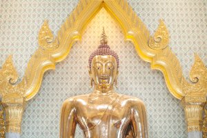 Tailandia: el Buda de oro macizo del templo Wat Traimit en Bangkok