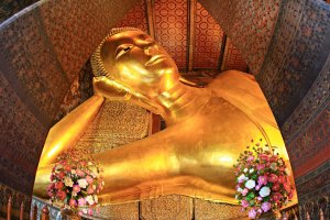 Tailandia: el Gran Buda Reclinado del templo Wat Pho en Bangkok