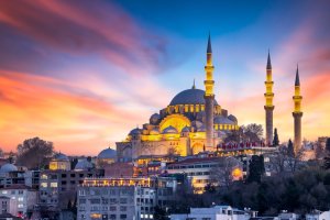 Turquía: Mezquita de Süleymaniye al atardecer sobre el Cuerno de Oro, Estambul