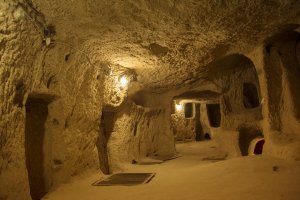 Turquía: ciudad subterránea de Kaymakli en Nevsehir, Capadocia