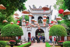 Vietnam: el histórico patio del Templo de la Literatura en el corazón de Hanói
